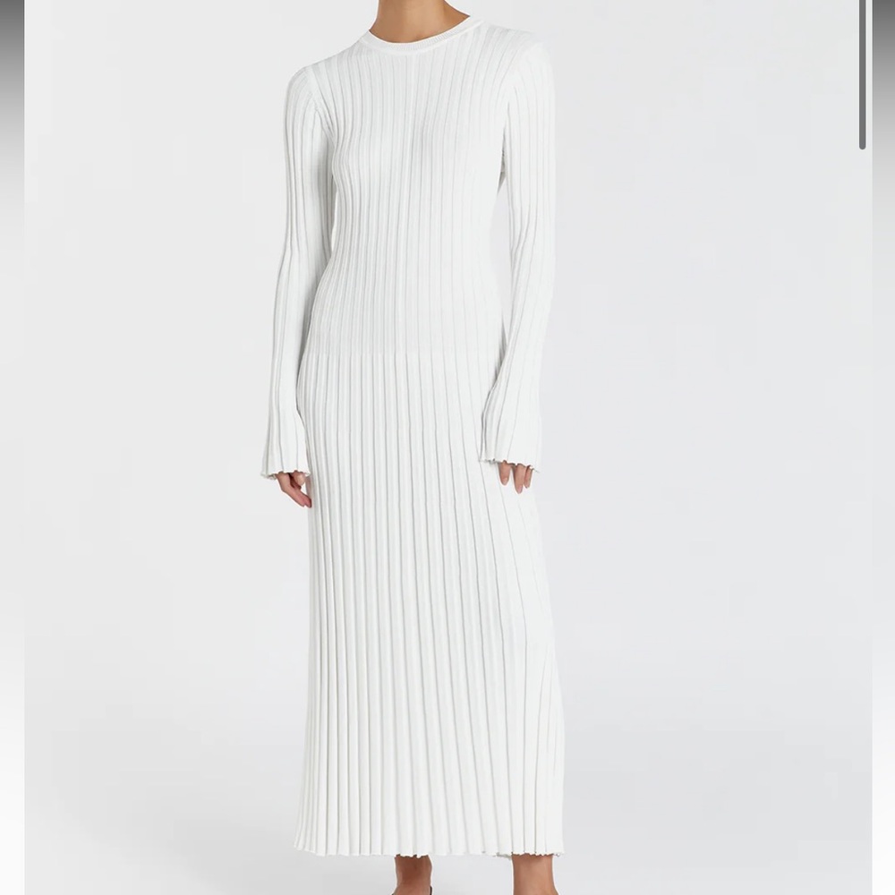 Dissh Ada White Long Sleeve Ribbed Midi Dress